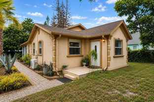 2120 Murdock Blvd - Photo 1 of 1