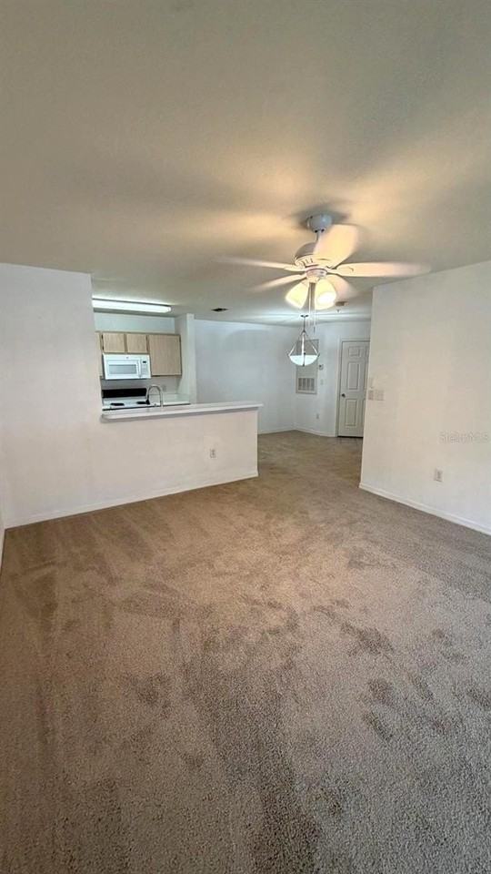 5459 Vineland Rd #4104 - Photo 4 of 15