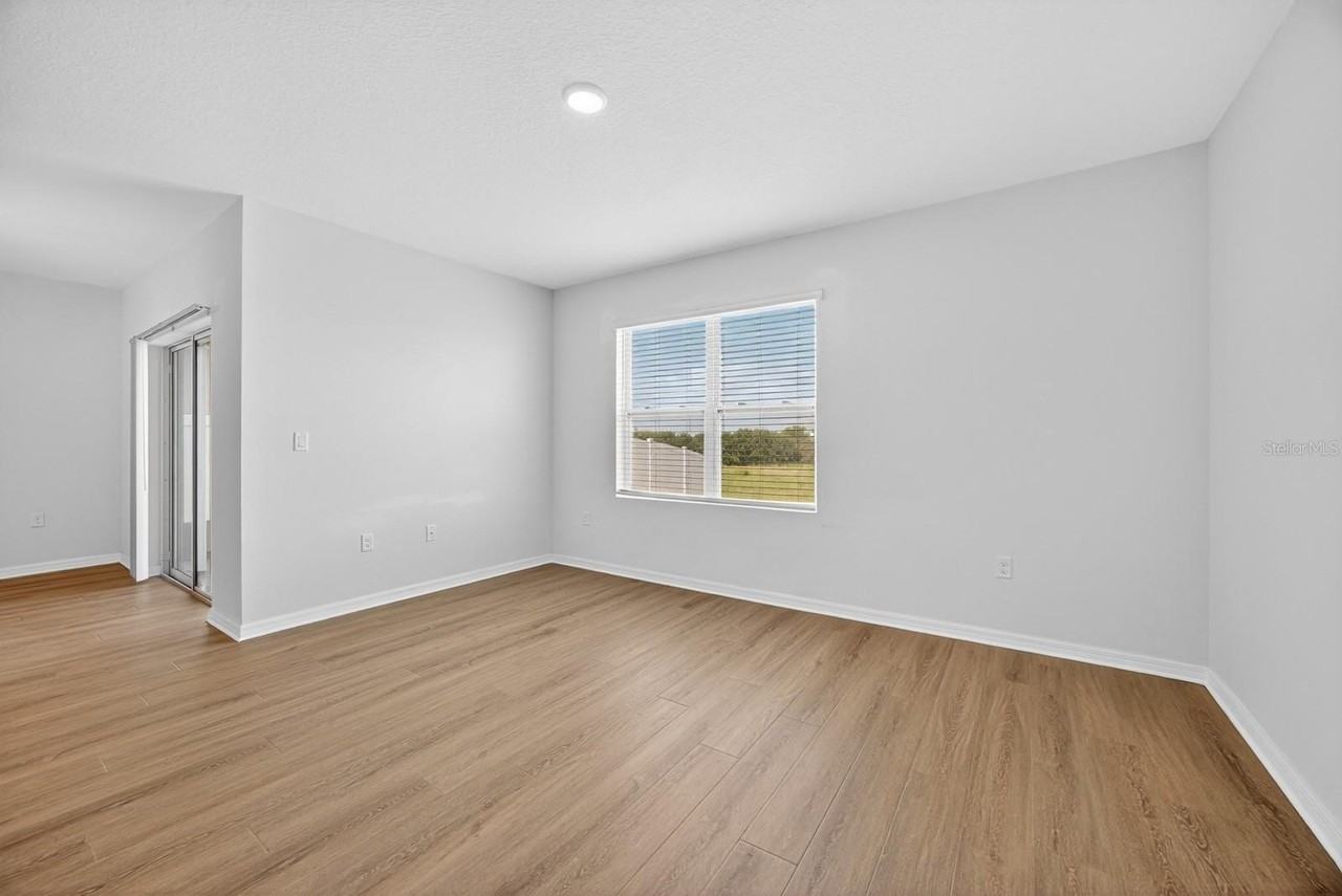 445 Panda Pl - Photo 5 of 25