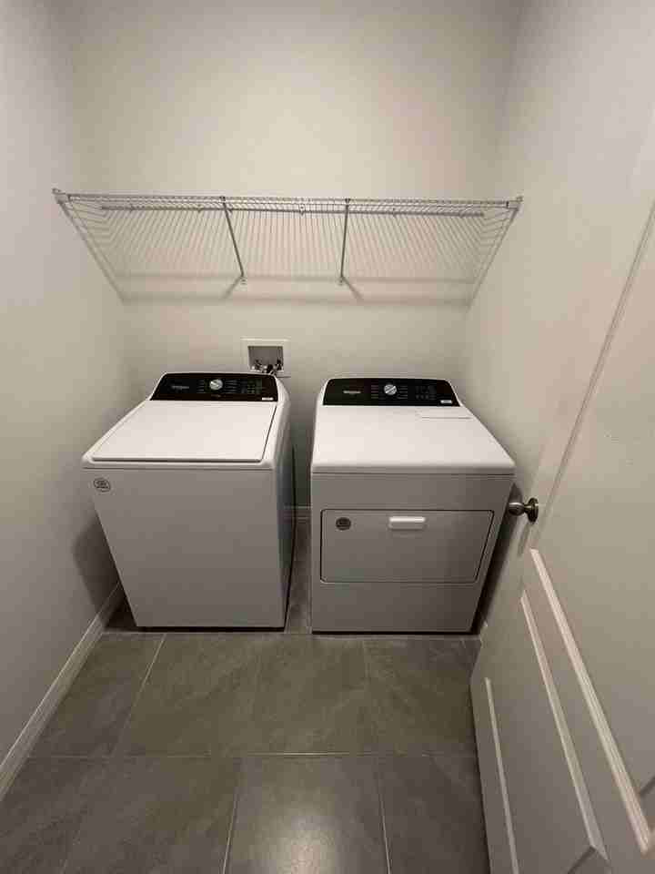 446 Baroness Way - Photo 7 of 14