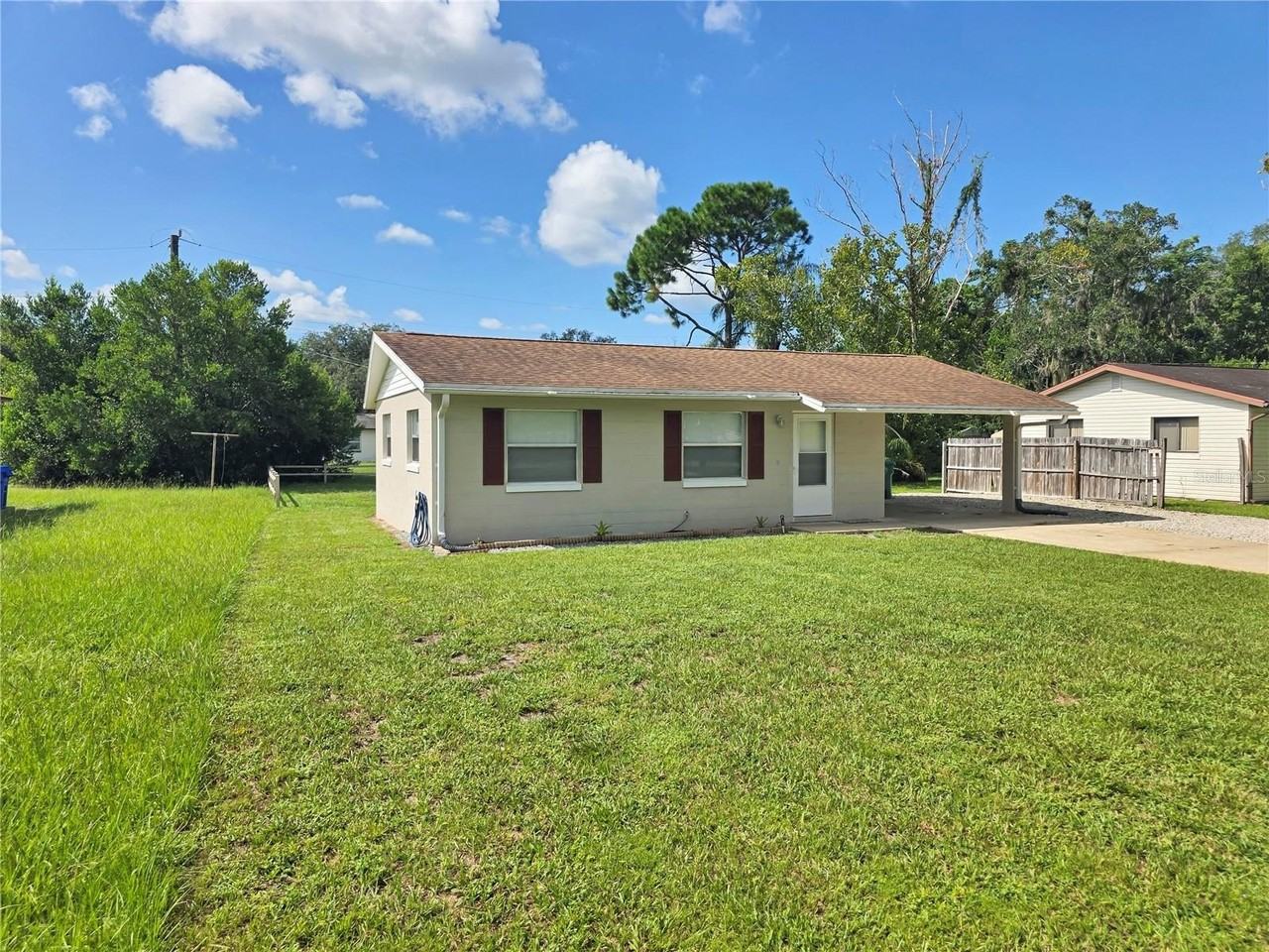 185 E Lake Mary Ave - Photo 2 of 18