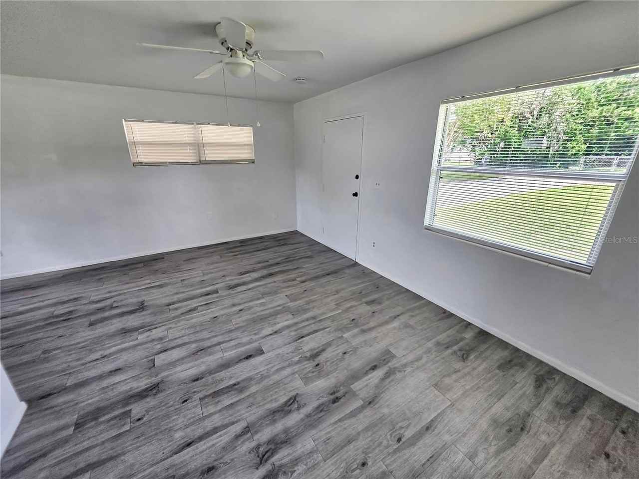 185 E Lake Mary Ave - Photo 5 of 18