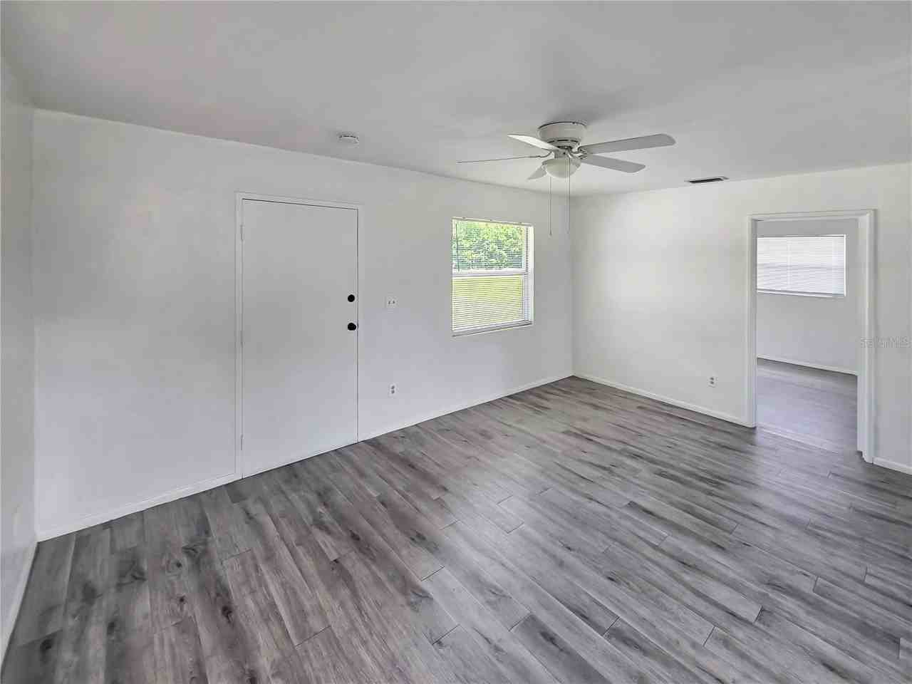 185 E Lake Mary Ave - Photo 7 of 18