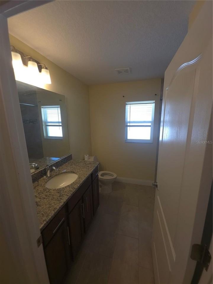 5082 Sw 91st Pl - Photo 7 of 17