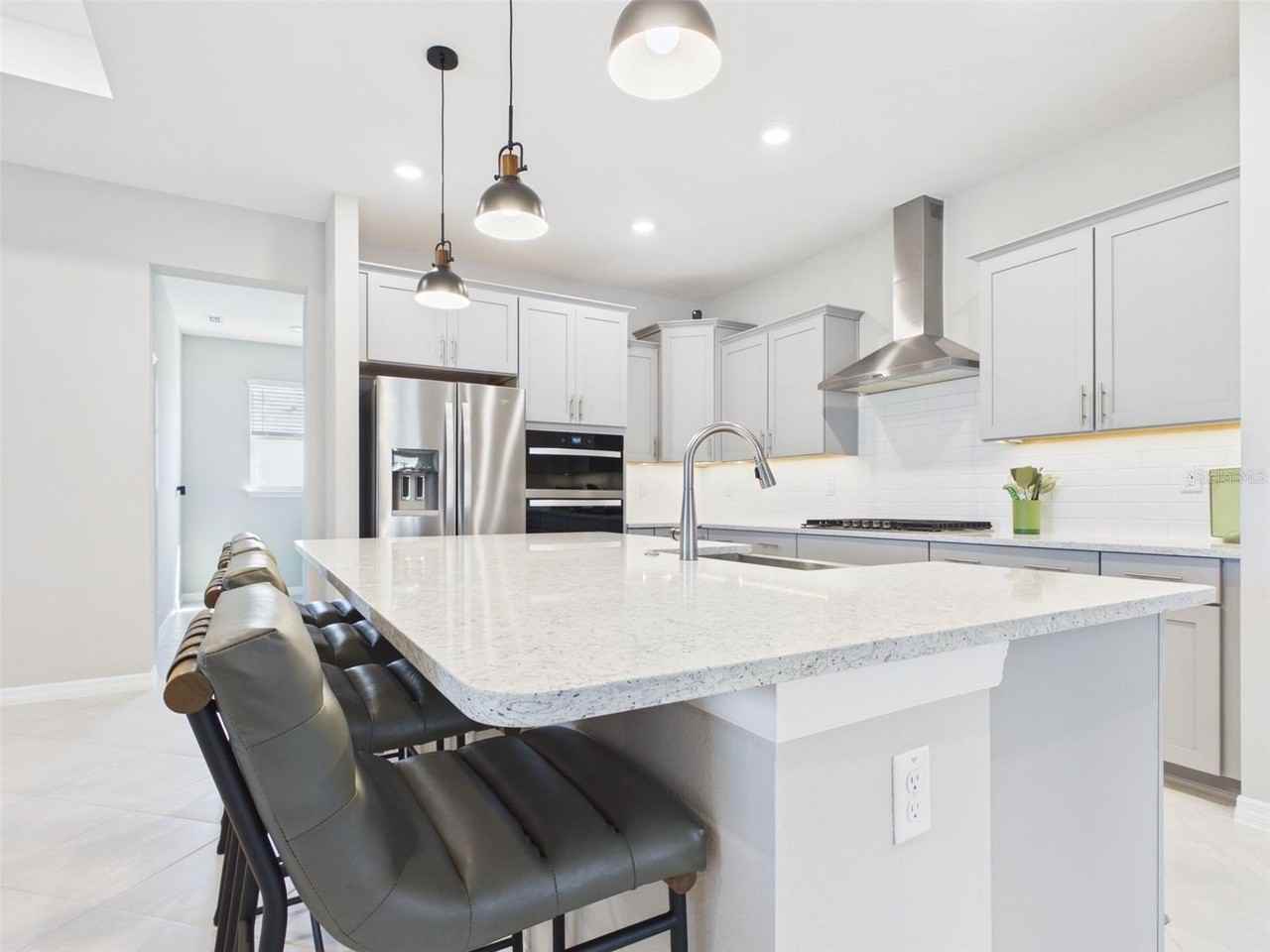 7813 Sw 56th Pl - Photo 6 of 26