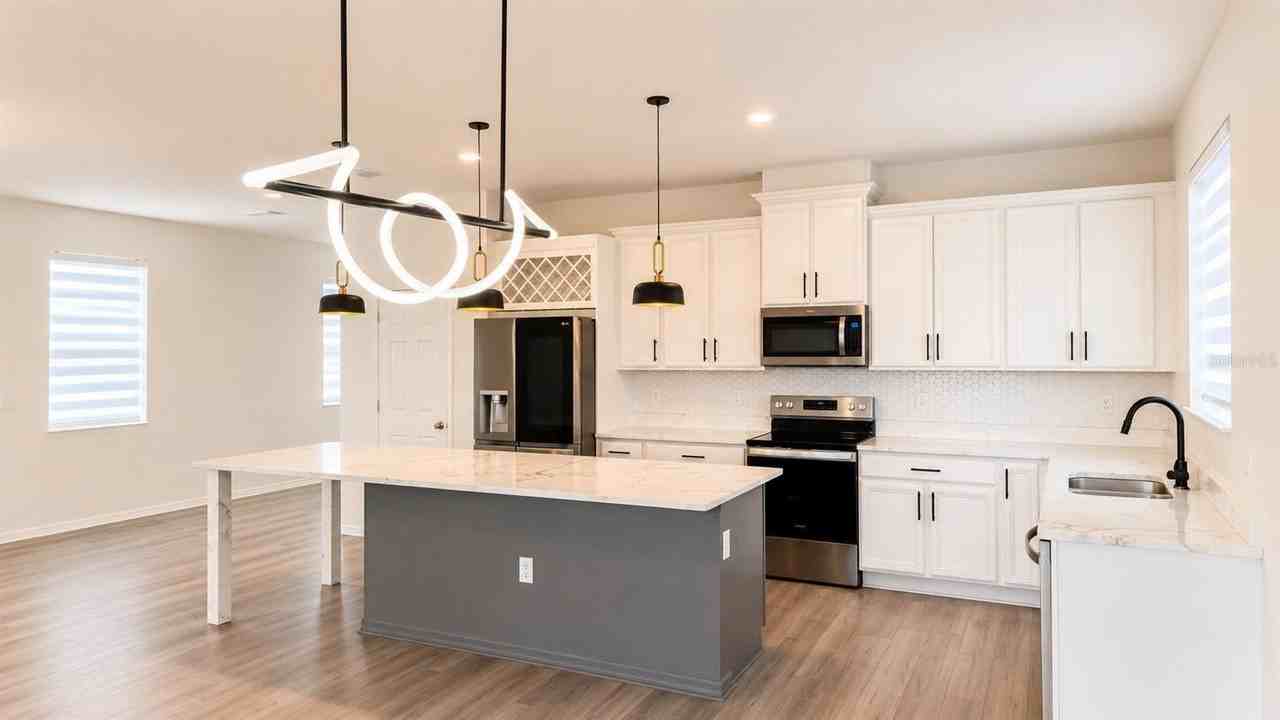 642 Preserve Pointe Blvd - Photo 4 of 19