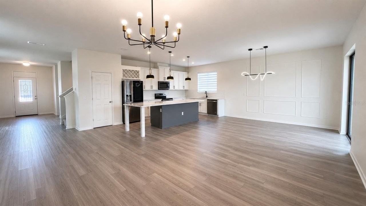 642 Preserve Pointe Blvd - Photo 5 of 19