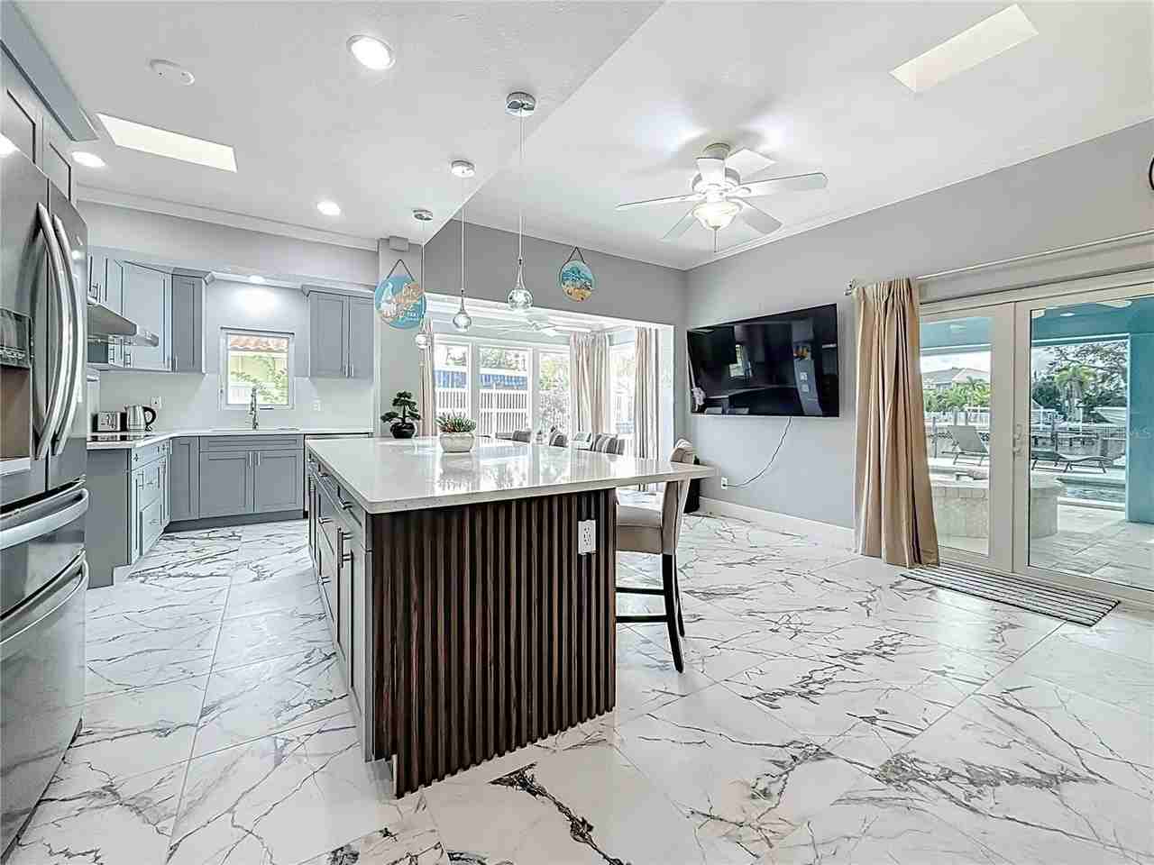 14186 W Parsley Dr - Photo 6 of 50