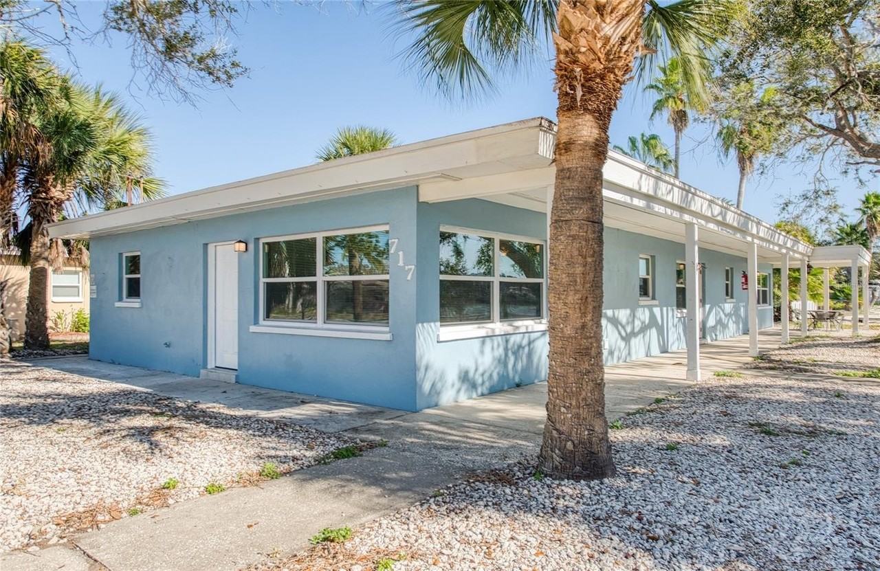717 E Gulf Blvd #2