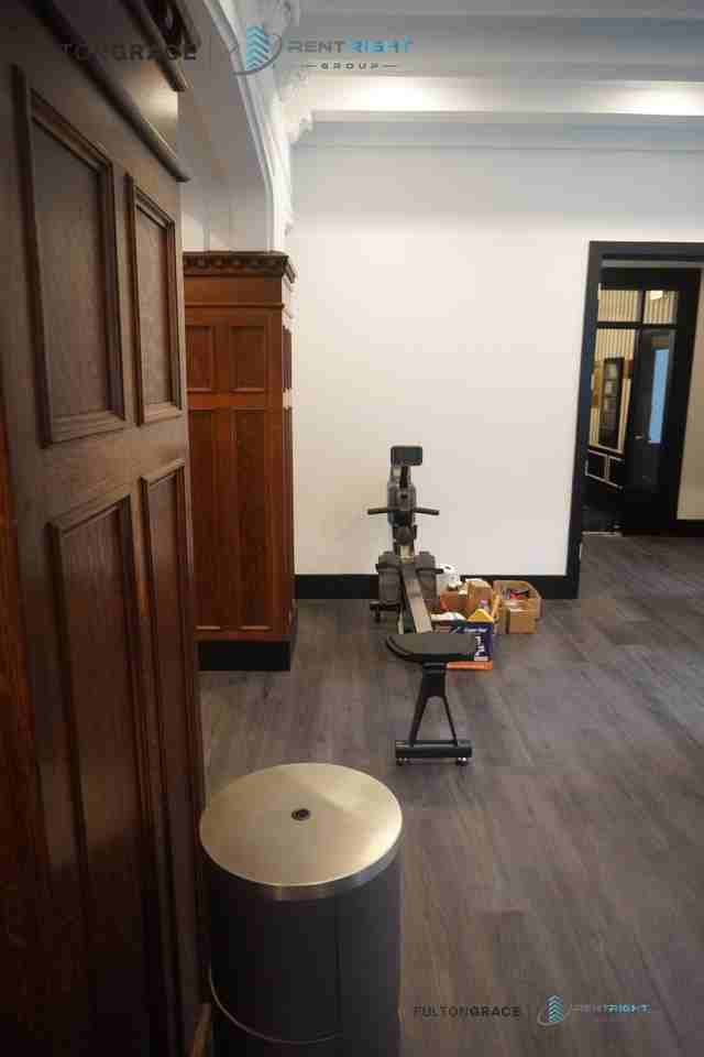 534 W Stratford Pl #408 - Photo 5 of 17