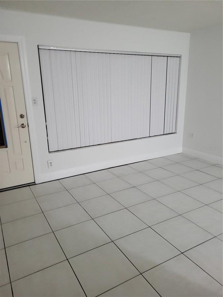 10803 N Armenia Ave - Photo 3 of 17