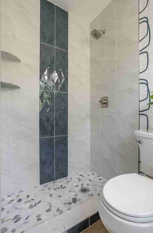 3332 70th Ln N - Photo 7 of 43