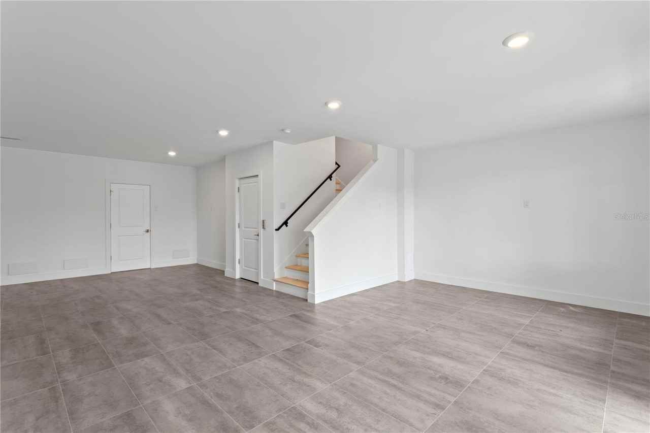 90 Columbia Dr #5 - Photo 6 of 47
