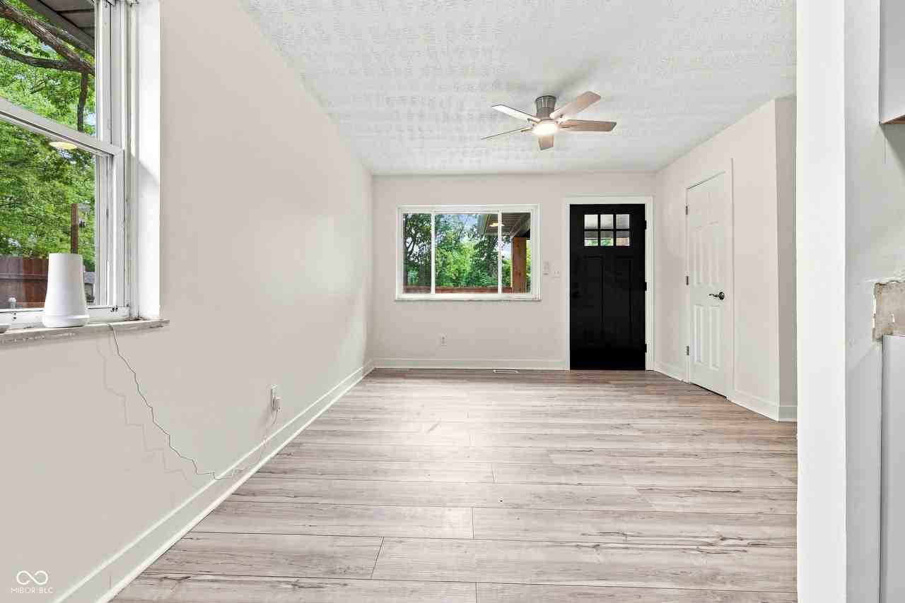 3660 N Sadlier Dr - Photo 6 of 24