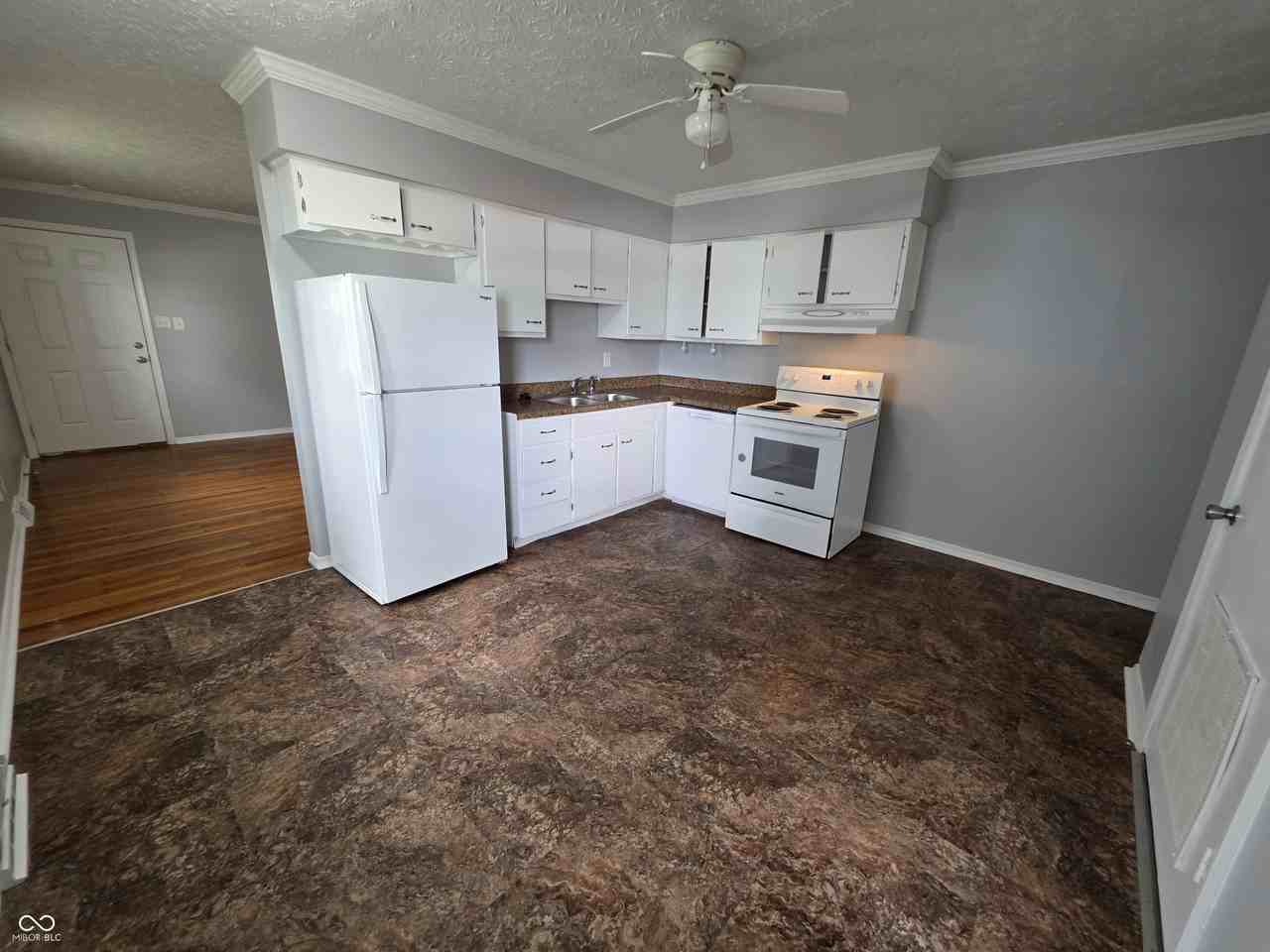 84 S 6th Ave - Photo 6 of 13