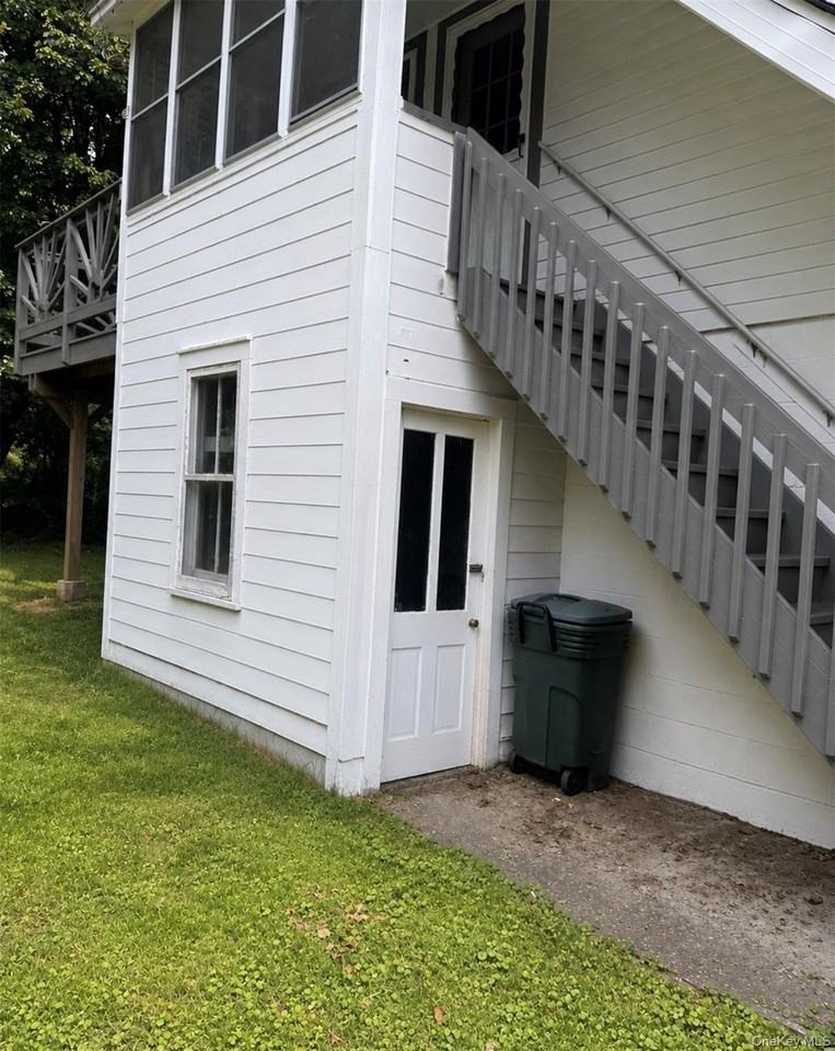 15 Kinch Ln - Photo 2 of 10