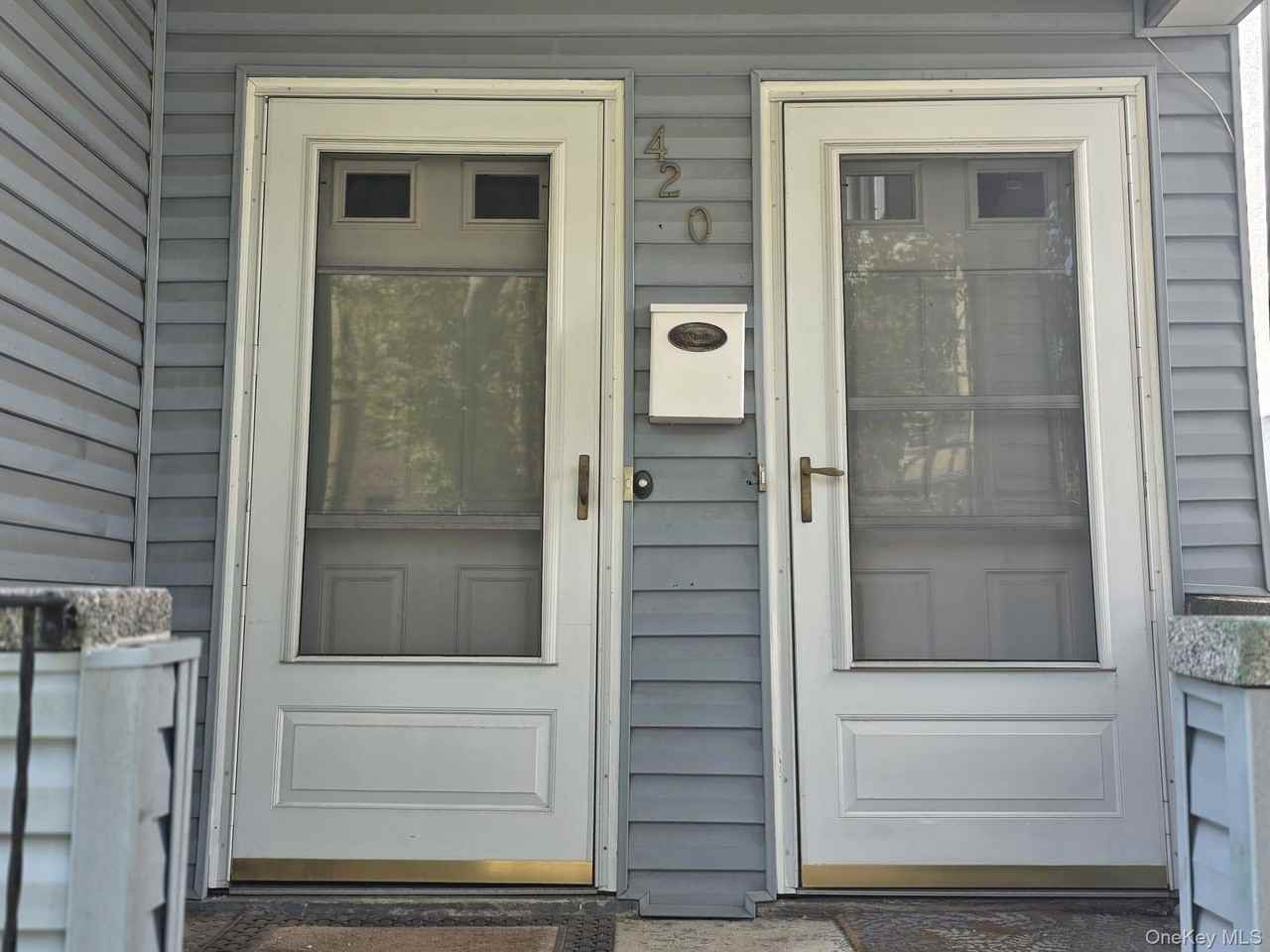 420 Bedford Ave - Photo 2 of 36