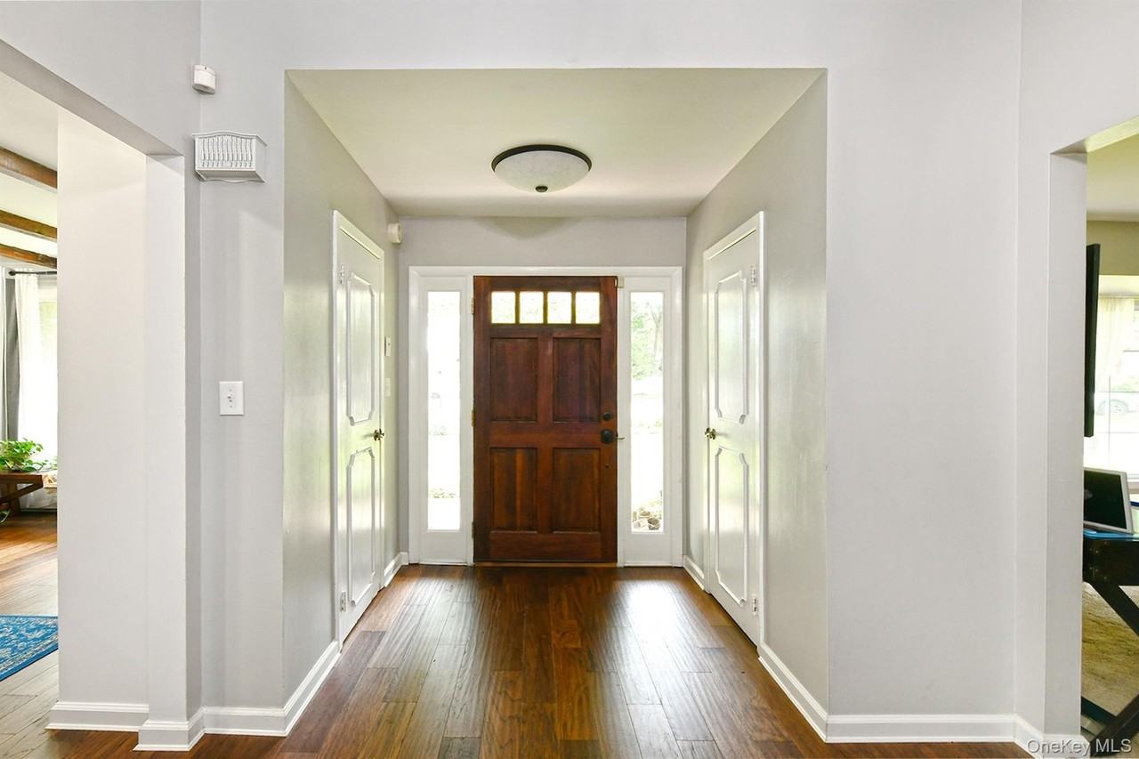 73 Alton Ave - Photo 3 of 23
