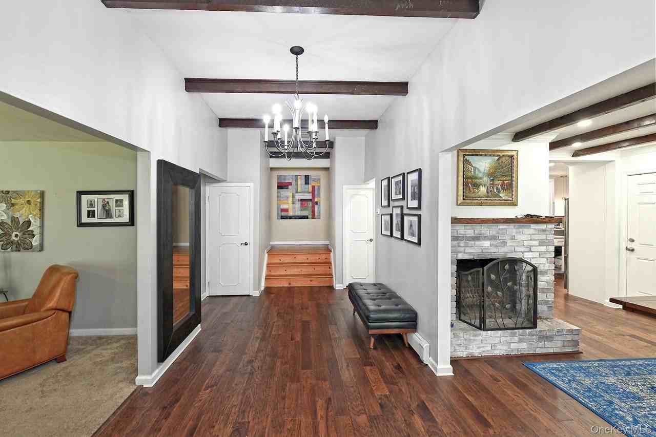 73 Alton Ave - Photo 4 of 23
