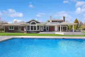featured image of 8 Niamogue Ln
