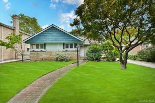 7515 196th Pl - Photo 1 of 1