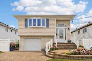 featured image of 108 Lee Ave