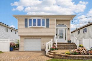 108 Lee Ave - Photo 1 of 1