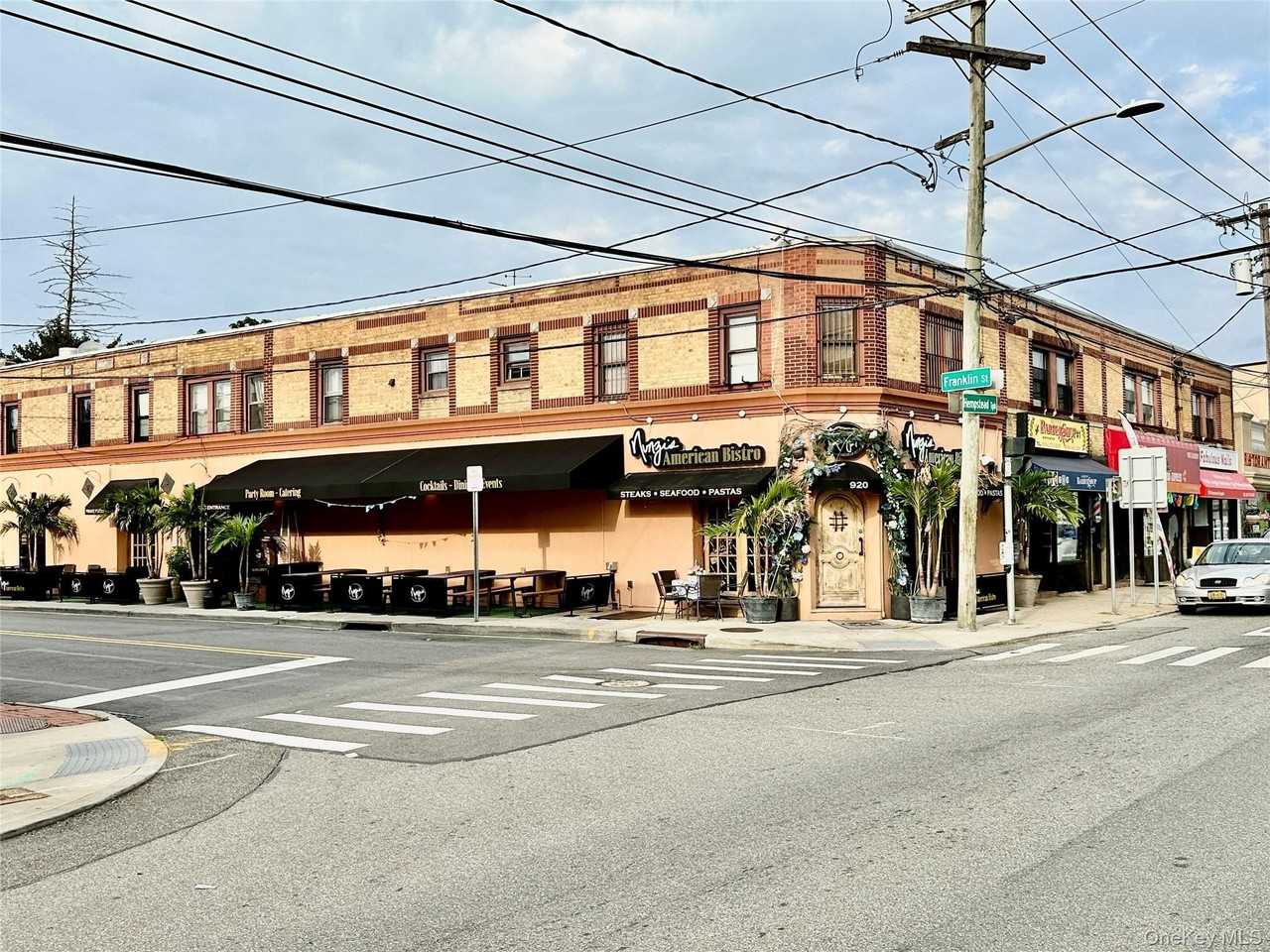 918 Hempstead Tpke #6