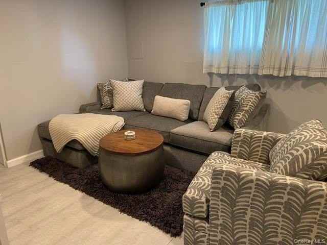 38 Ripley Dr - Photo 2 of 11