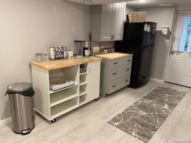 38 Ripley Dr - Photo 4 of 11