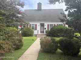 featured image of 611 Blanchard Pkwy