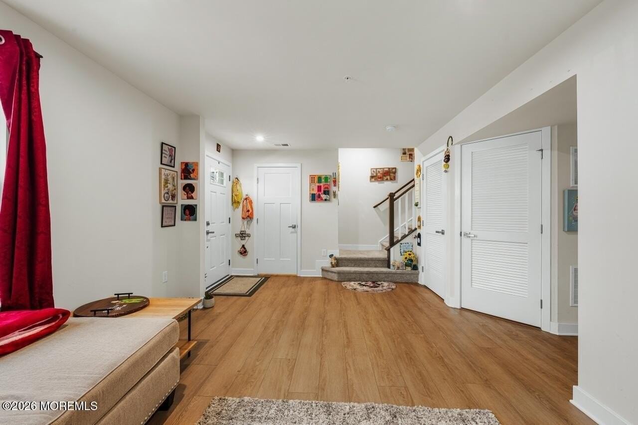104 Midland Ave - Photo 6 of 38