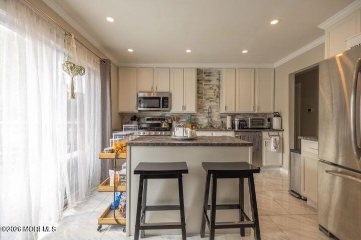 786 Nebraska Ave - Photo 2 of 19