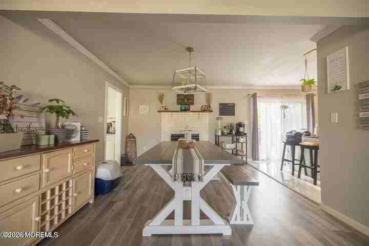 786 Nebraska Ave - Photo 6 of 19