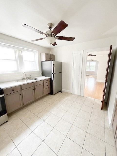 328 Green Bay Rd #3 - Photo 5 of 13