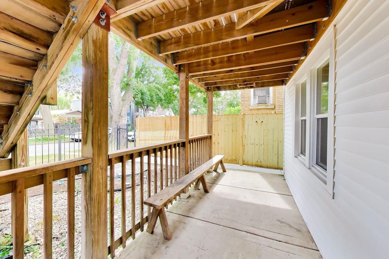 4614 N Springfield Ave #1 - Photo 5 of 28