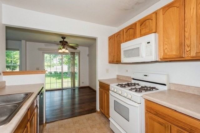 2341 Stoughton Cir #2341 - Photo 2 of 12