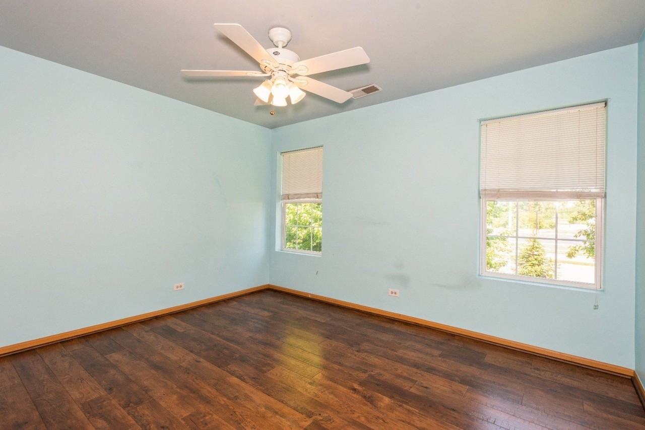 2341 Stoughton Cir #2341 - Photo 6 of 12