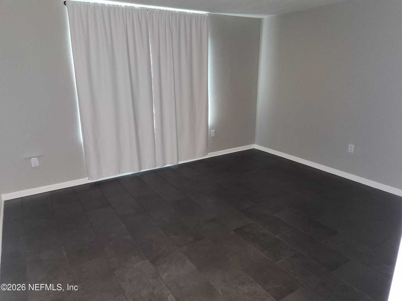 11486 Tiburon Dr - Photo 6 of 30
