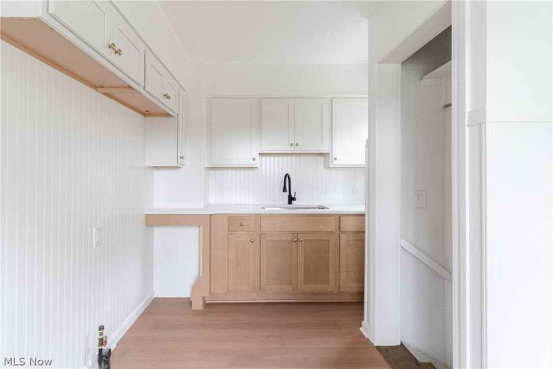 10201 Grace Ave - Photo 5 of 33