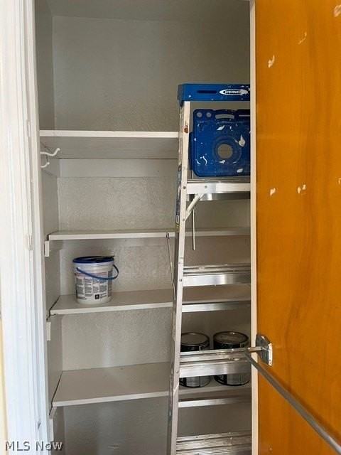 3470 Warren Rd - Photo 7 of 11