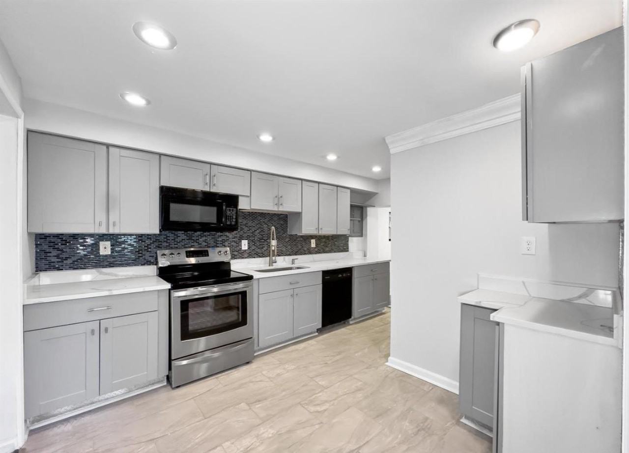 Cuthbert Ave - Photo 3 of 8
