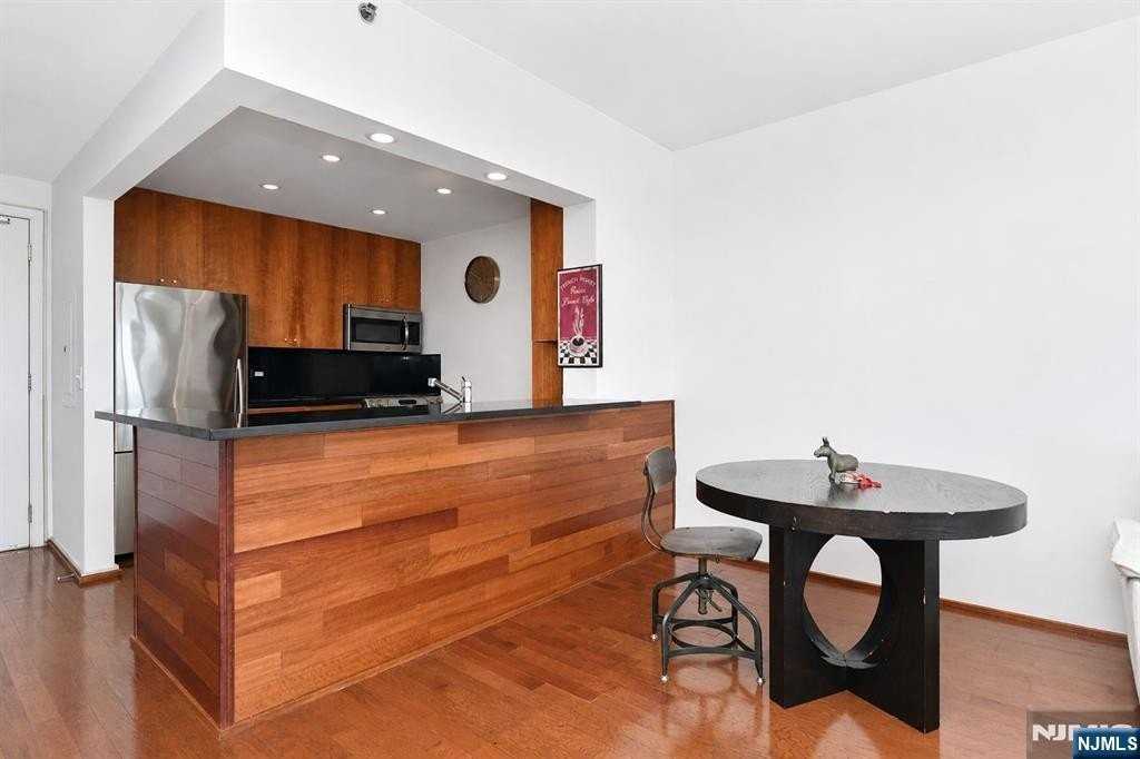 3308 City Pl - Photo 6 of 19