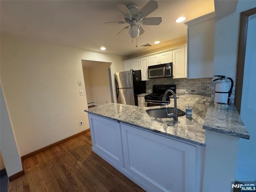 15 Woodland Rd - Photo 3 of 12