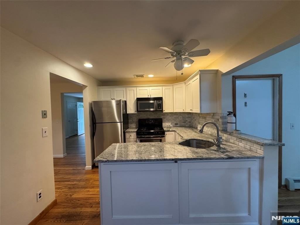 15 Woodland Rd - Photo 4 of 12