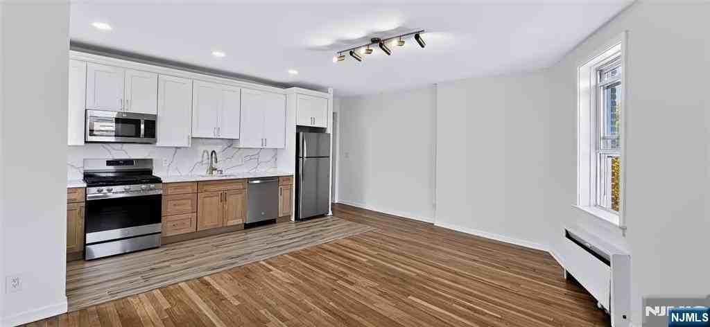 1700 Kennedy Blvd #42 - Photo 2 of 19