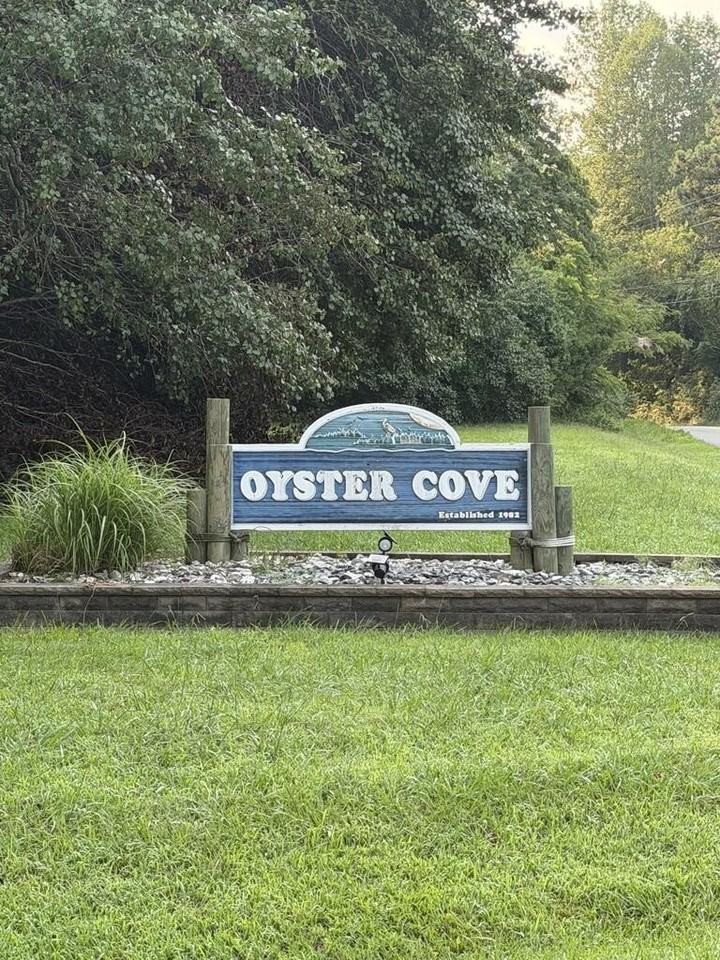628 Oyster Way - Photo 2 of 20