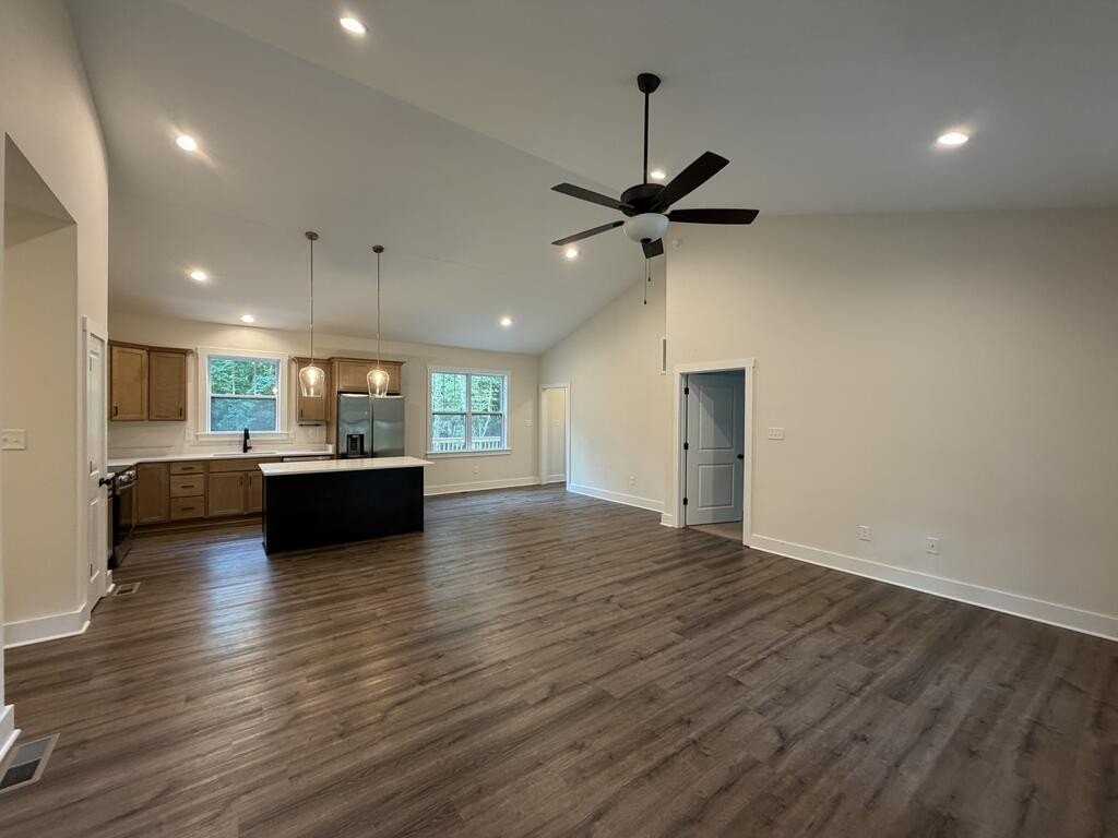 628 Oyster Way - Photo 5 of 20