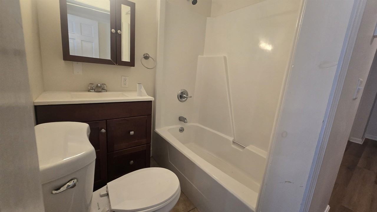 153 Portsmouth Ave #203 - Photo 7 of 11
