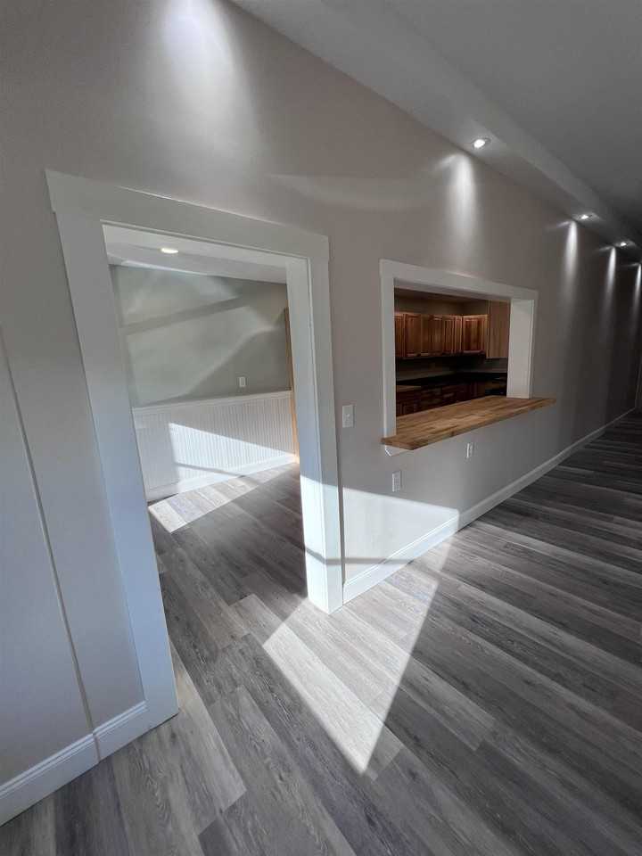 86 Main St #1 - Photo 6 of 16